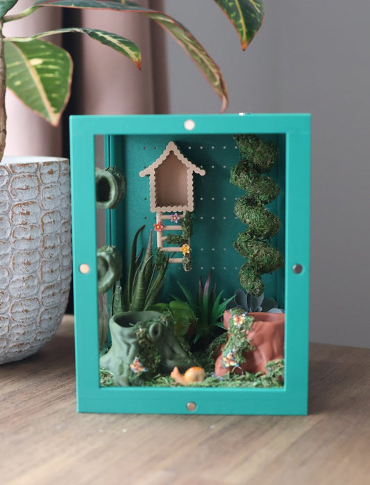 Jumping Spider Hide Hut With Real Moss jumping spider - Spooder Nook