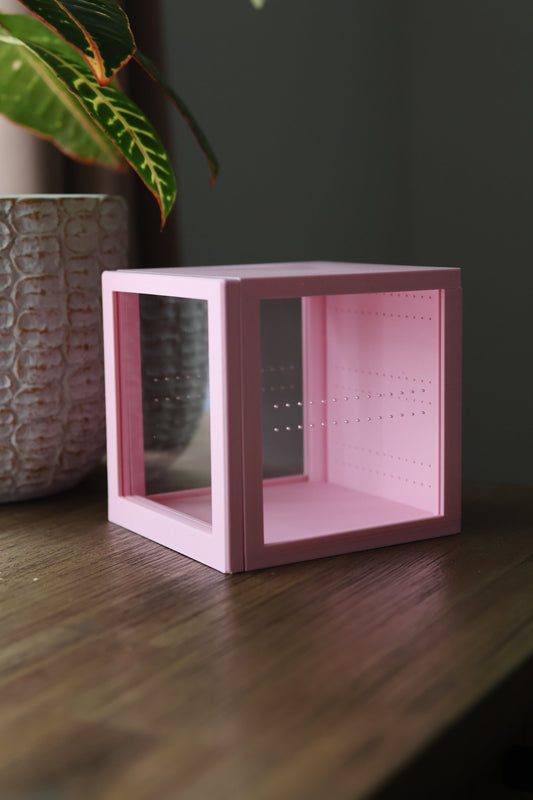 Juvenile Spider or Mantis Enclosure – Small Acrylic Habitat with Magnetic Front and Ventilation jumping spider - Spooder Nook