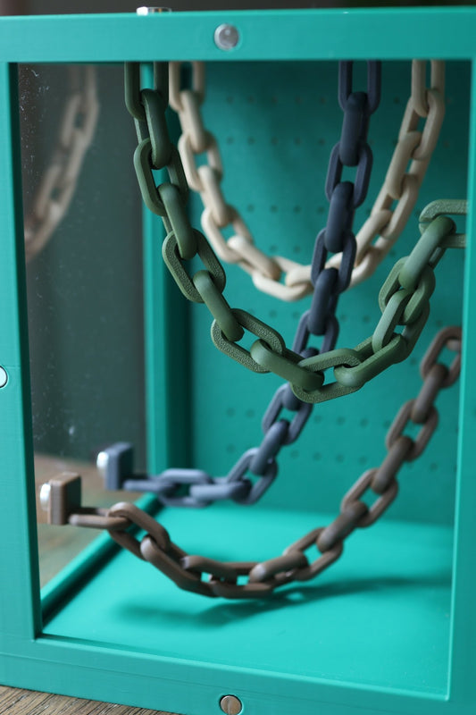 Magnetic Ledge Jumping Spider - 3D Print jumping spider - Spooder Nook