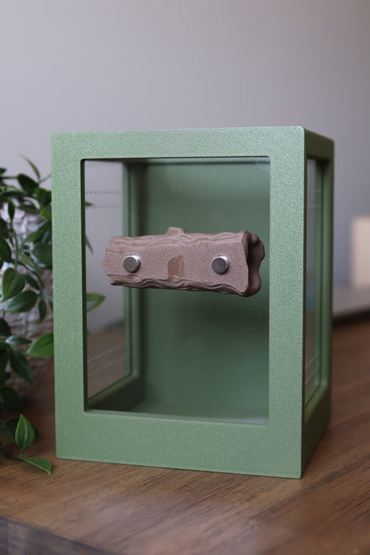 Wood-style hide for jumping spider, with magnets for secure attachment