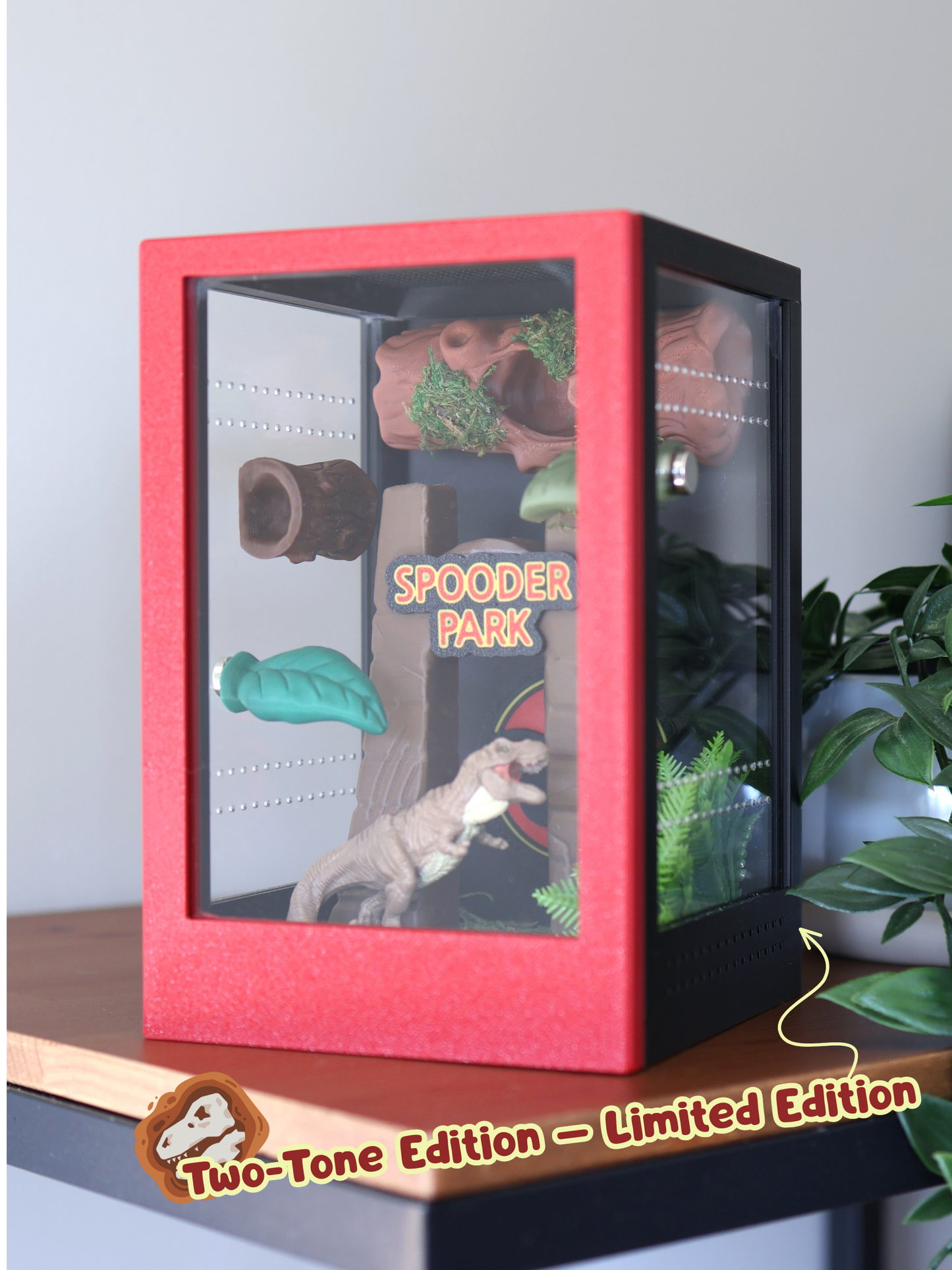 Jumping Spider Pet Enclosure – Dinosaur-Themed Habitat - 7x5 in Arachnids Terrarium