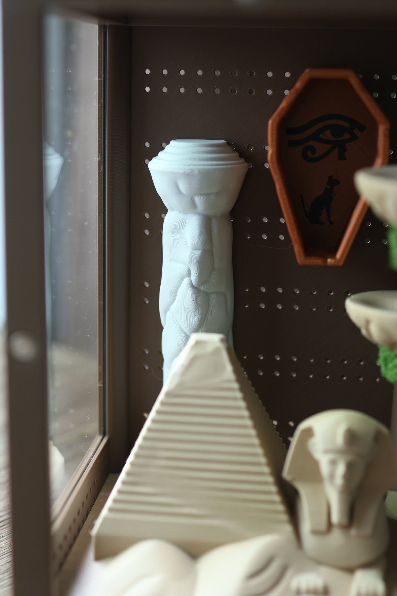 Jumping Spider Enclosure Decorated : Egyptian Theme Design