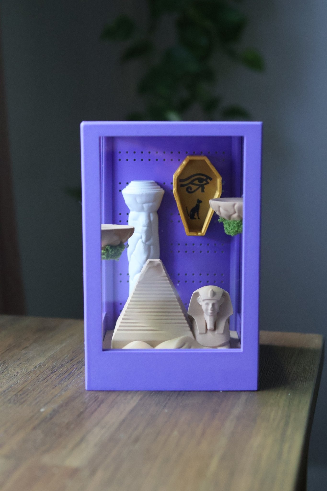 Jumping Spider Enclosure Decorated : Egyptian Theme Design