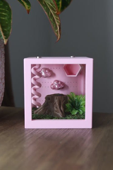 Decorated Jumping Spider Houses - Pink color - Spooder Nook