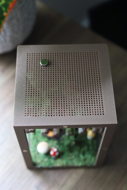 Custom 3D printed forest enclosure for jumping spiders