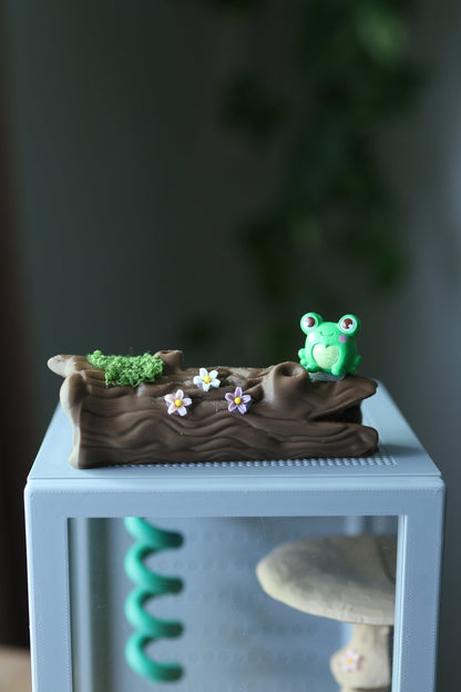 Jumping Spider Accessories – Fairy Tree Trunk Terrarium Decor jumping spider - Spooder Nook