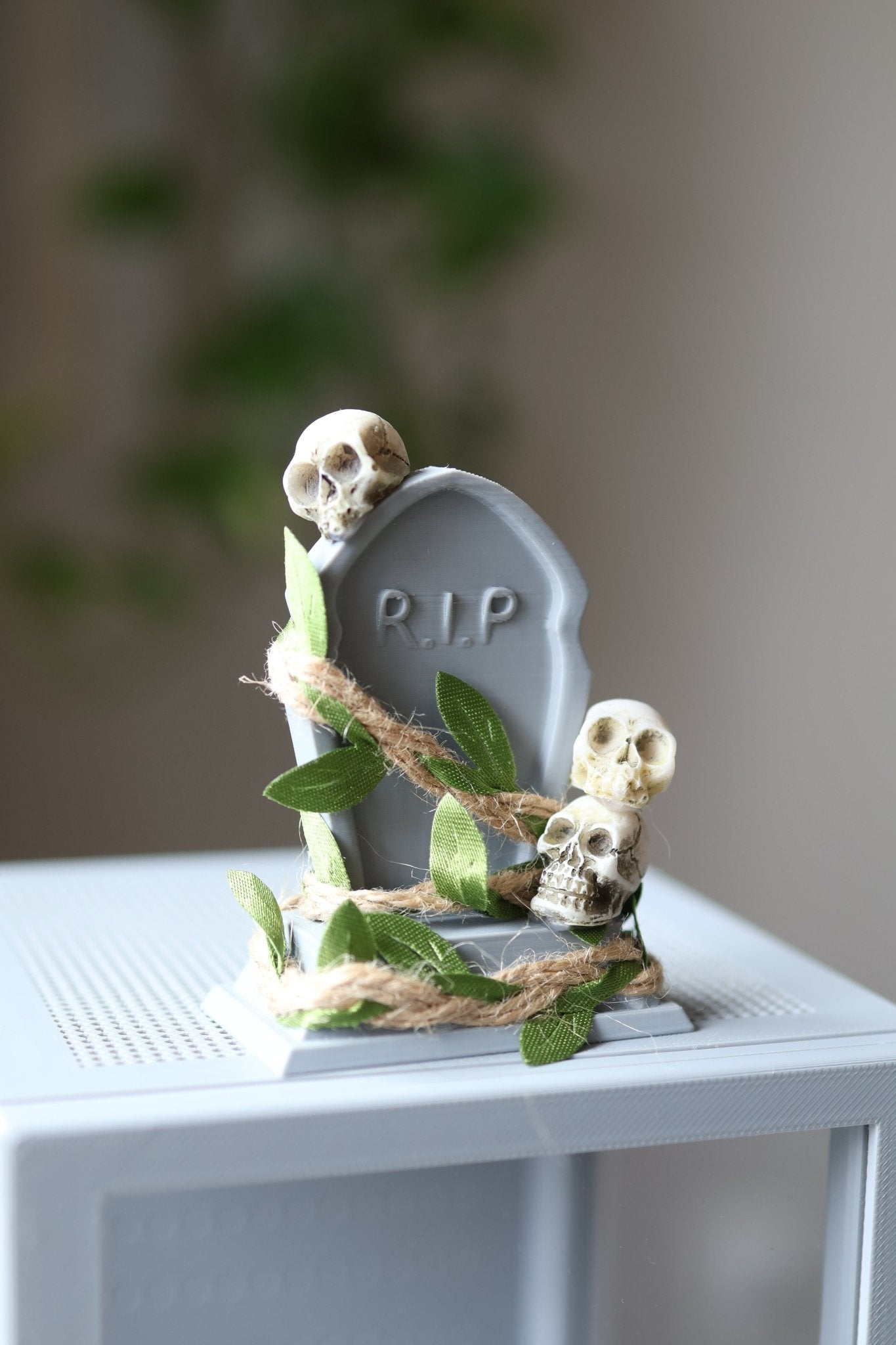 Jumping Spider Accessories - Tombstone Enclosure jumping spider - Spooder Nook